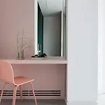 Neo *