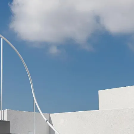 Neo Hotel Fira (Santorini)