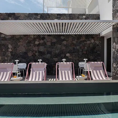 Neo Fira (Santorini)