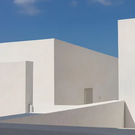Neo Hotel Fira (Santorini)