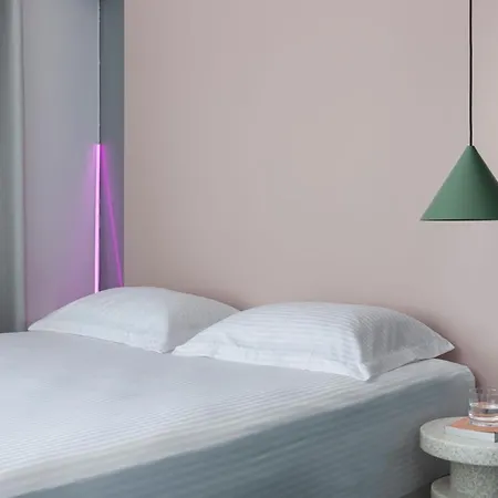 Neo Hotel Fira (Santorini)