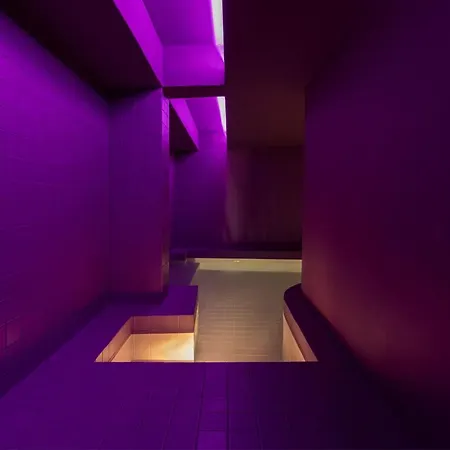 Neo Hotel *