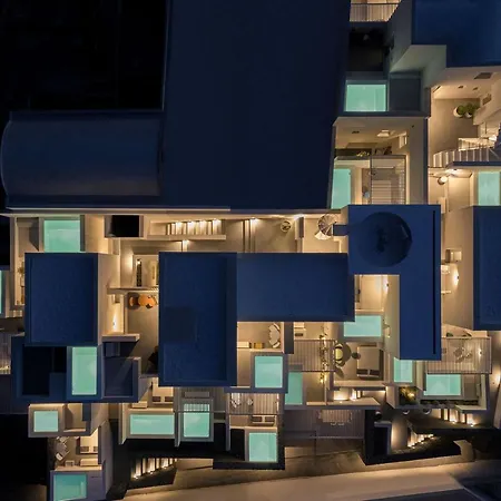 Neo Hotel *