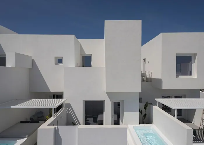 Neo Fira (Santorini)